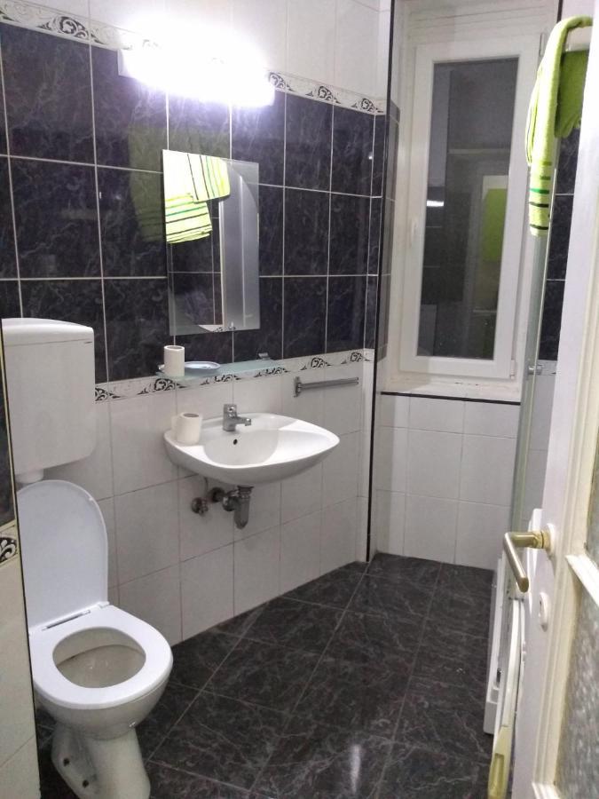 Lucky Apartment Belgrado Esterno foto